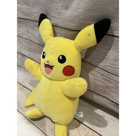 Pokemon Pikachu Light Up Talking 13” Plush Stuff Animal Toy WCT 2018 Works! - Picture 2 of 8
